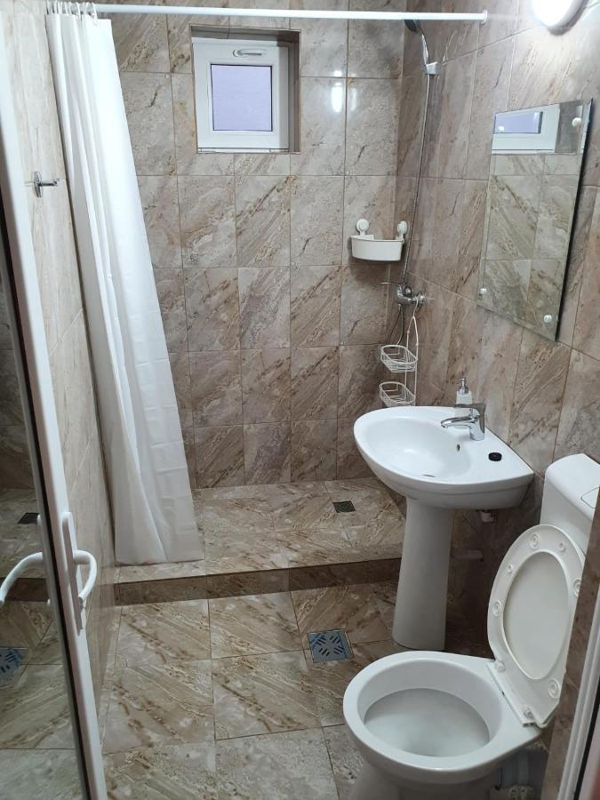 Evana House Костінешть Екстер'єр фото
