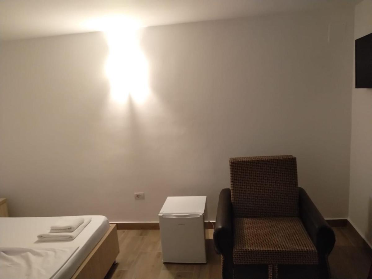 Evana House Костінешть Екстер'єр фото