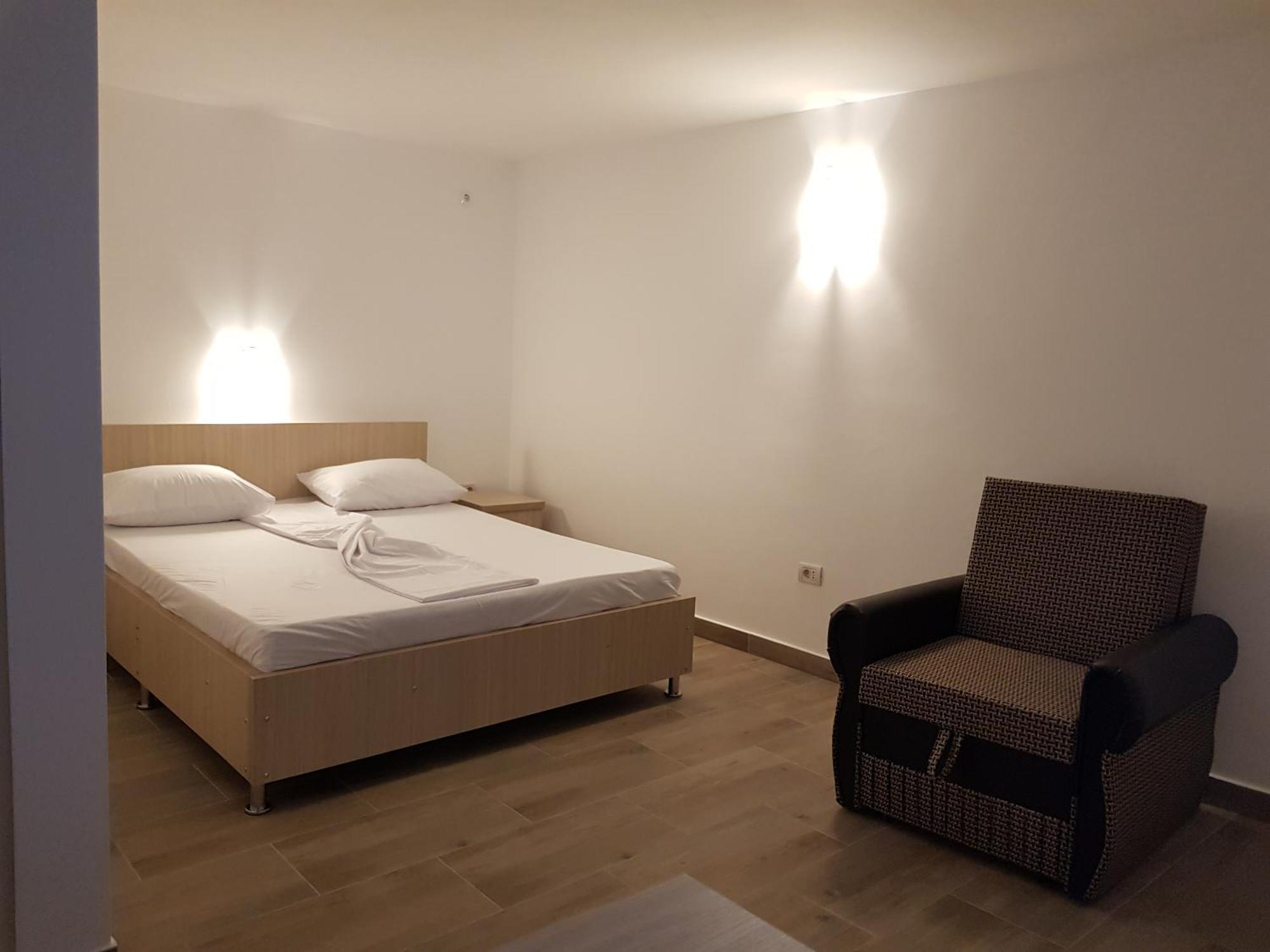 Evana House Костінешть Екстер'єр фото