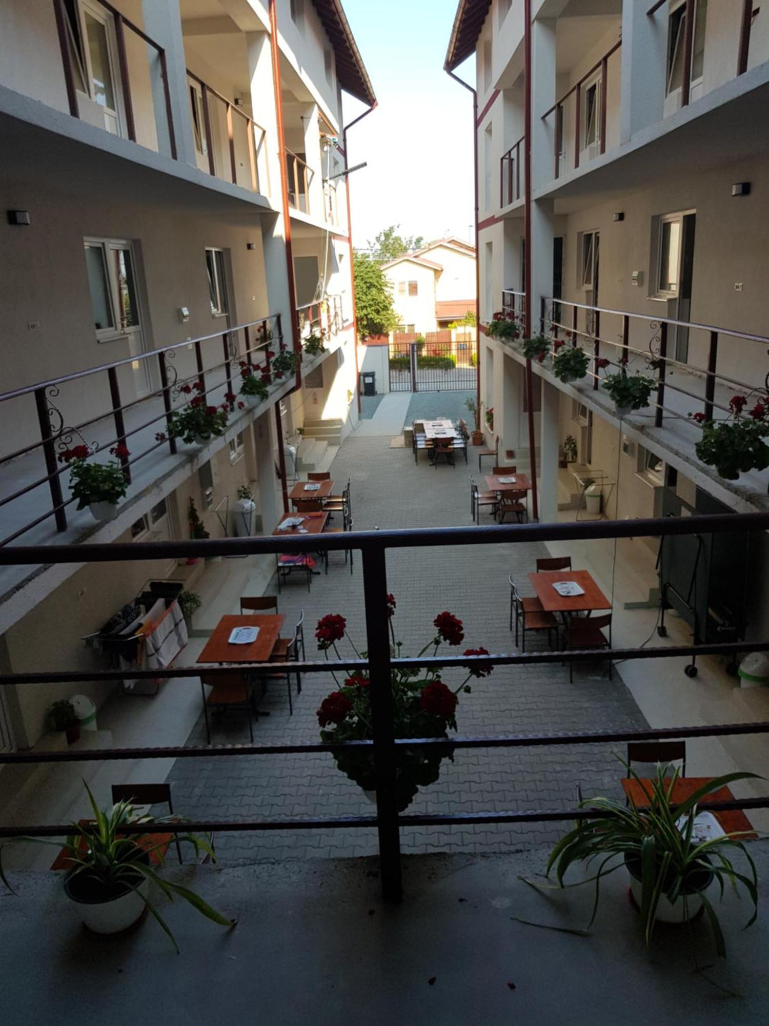Evana House Костінешть Екстер'єр фото