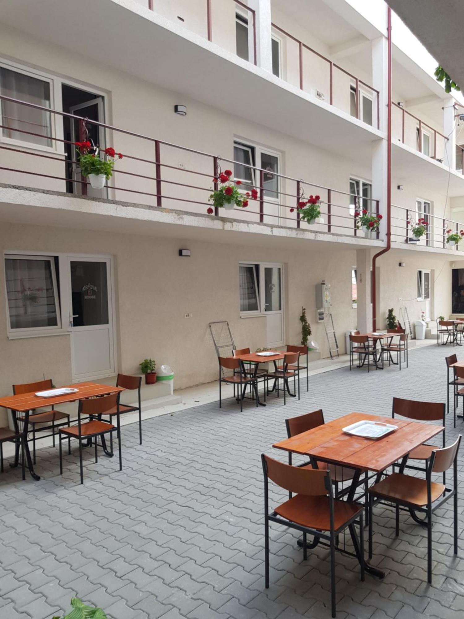 Evana House Костінешть Екстер'єр фото